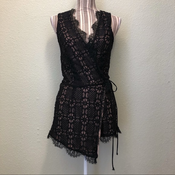 4SI3NNA Pants - 4SI3NNA Skort Romper Scalloped Lace Wrap Black S